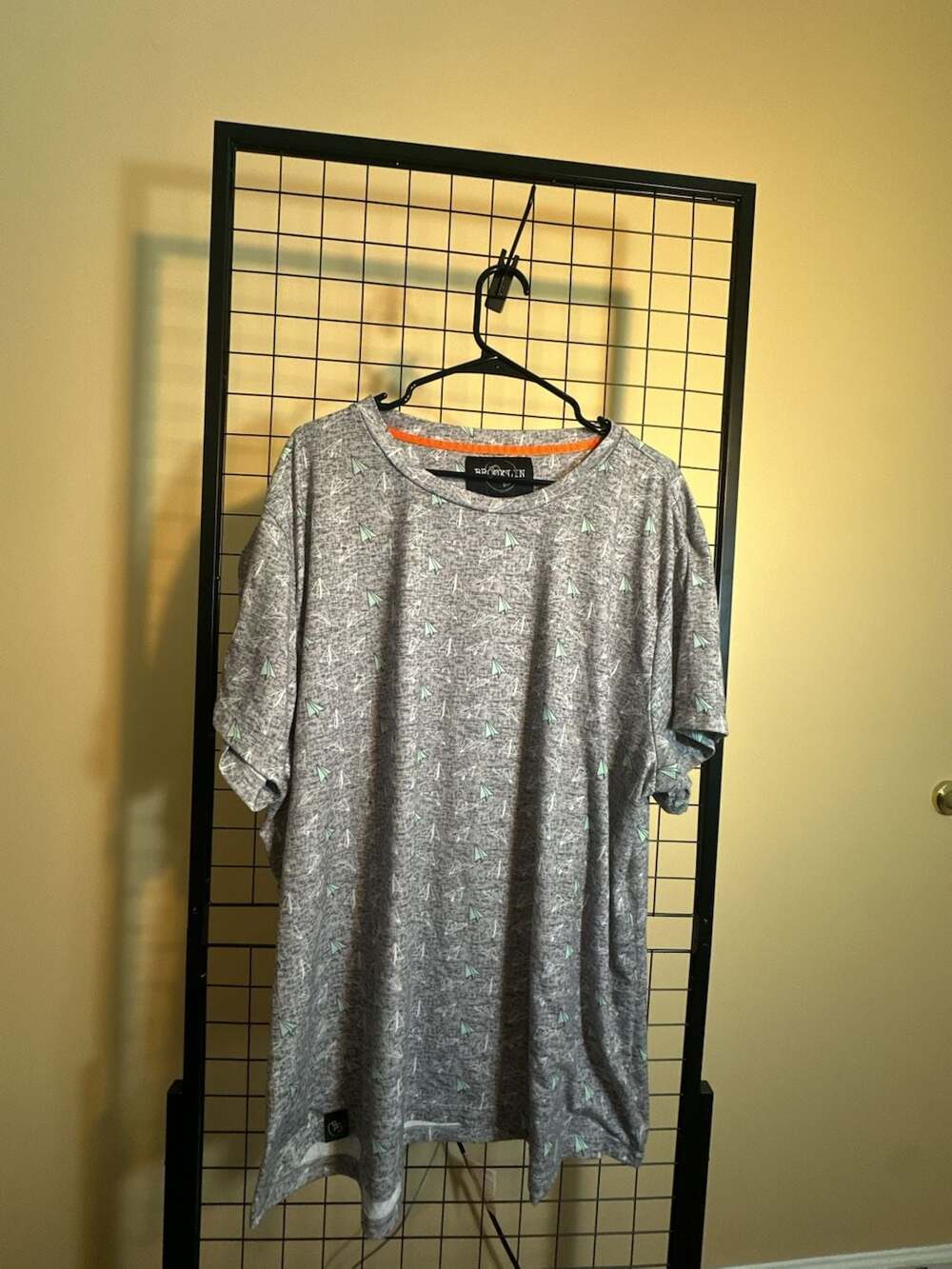 Brooklyn Mens Short Sleeve T-Shirt Grey All-Over Paper Airplane Print